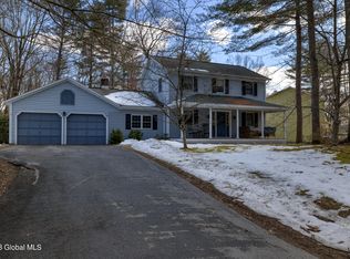 9 Bellflower Rd, Malta, NY 12020