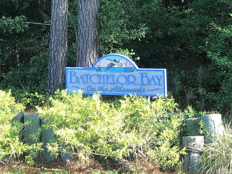 1st image of 419 Batchelor Bay Drive LOT 28