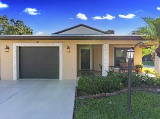2 S Granada Lane, Port St Lucie, FL 34952