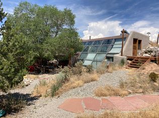 252 Lower Las Colonias Rd, El Prado, NM 87529