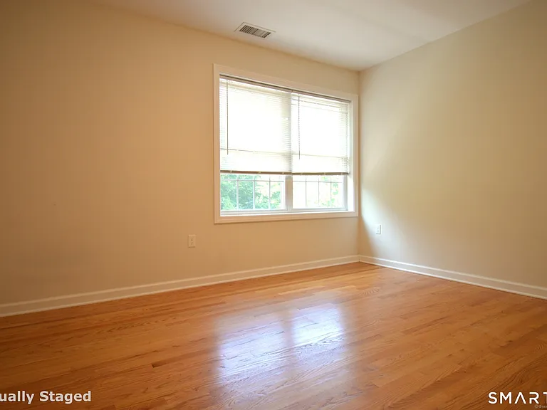 173 Saybrook Rd — Photo 13