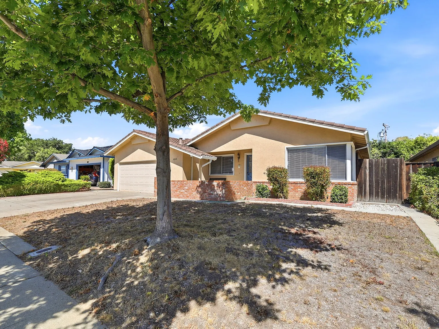 4 bed, 1831 sqft, $5,500 — Photo 3