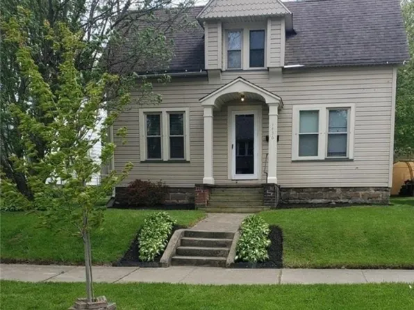 1436 W 9th St, Ashtabula, OH 44004