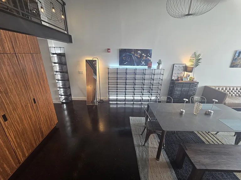 950 Broadway #23 — Photo 4