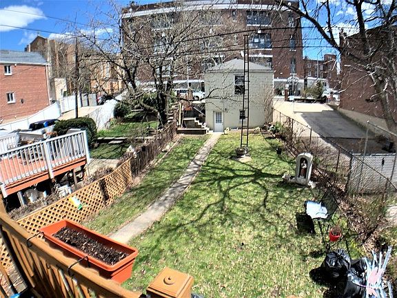 2nd image of 5021 Celtic Ave #1