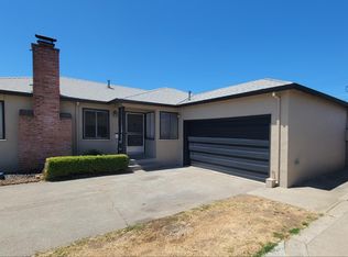 2113 Fruitridge Rd, Sacramento, CA 95822