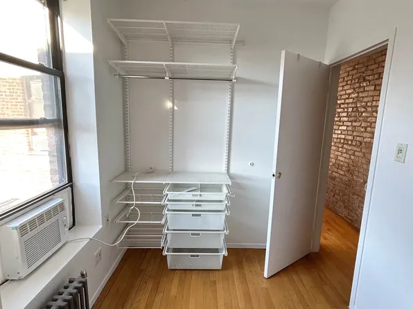 50 Macdougal Street image 8 of 10