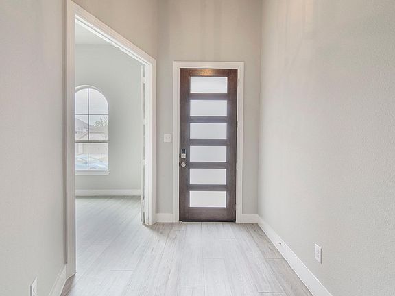 3rd image of 1317 Arrowwood Dr