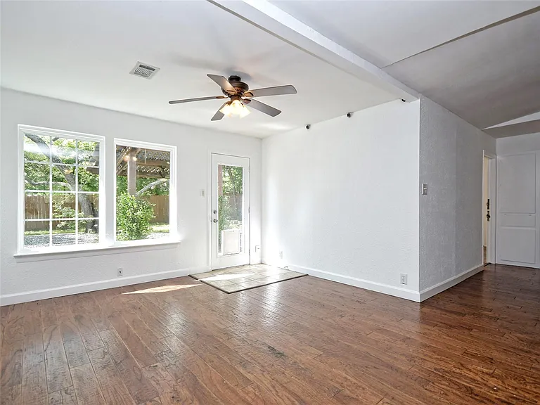 12812 Esplanade St — Photo 15