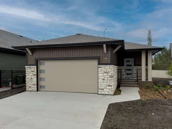 37 N Terra Close, Red Deer, AB T4P 0T7
