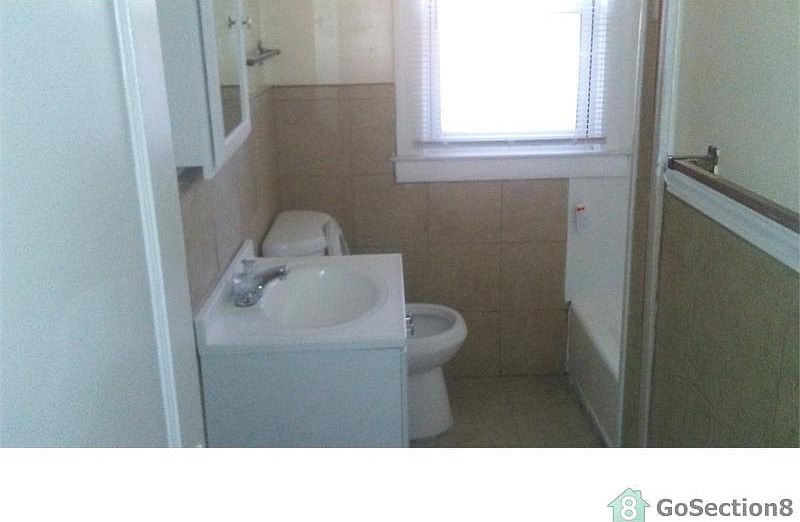 2nd image of 14525 Marlowe St #1