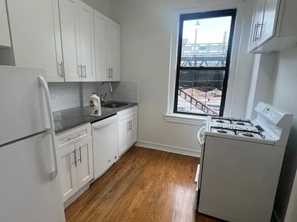 31 Tiemann Place image 5 of 9