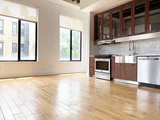 Rented by Bold Marketing | media 18