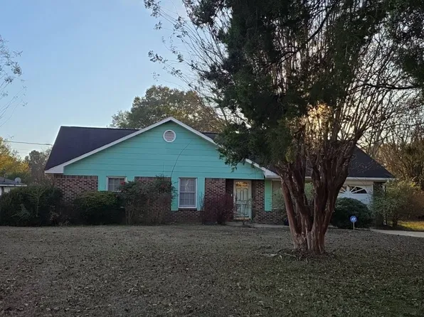 145 Mangrove Dr, Alabaster, AL 35007