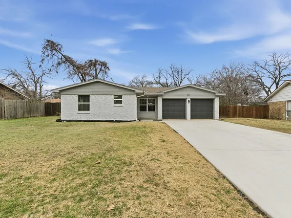 2009 Barton Dr, Arlington, TX 76010