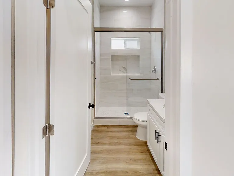 5121 Ewing St — Photo 8
