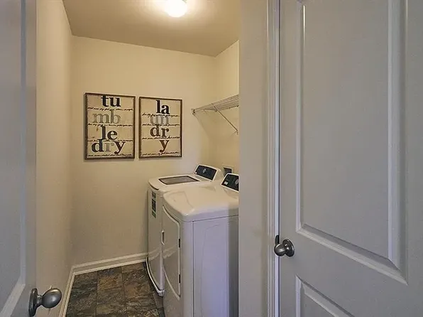 1455 Kilstrom St, Rural Hall, NC 27045