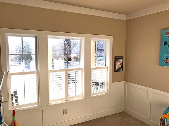 Den or office off the foyer