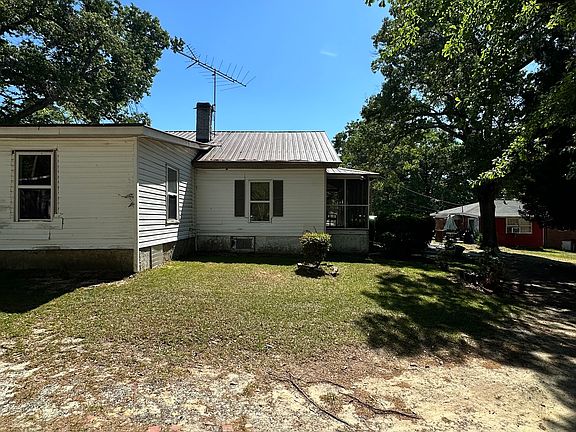 5th image of 204 Hudson St