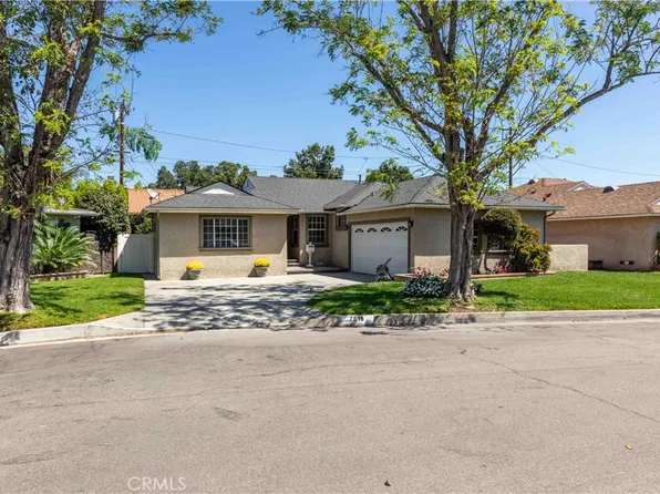 7811 Adoree St, Downey, CA 90242