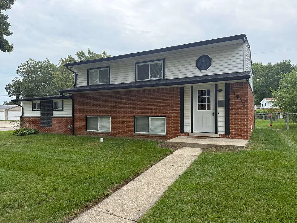 11952 Delvin Dr
