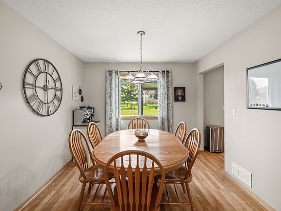 5th image of 2501 SW 35th St