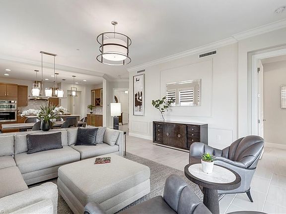 5th image of 16382 Viansa Way Unit 202
