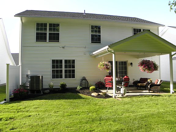 2nd image of 726 Coralberry Ln