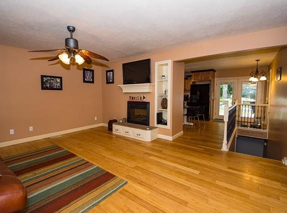 3rd image of 24689 County Road 26