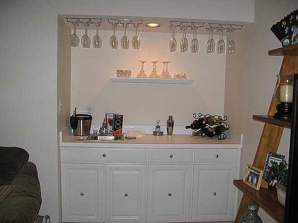 2nd image of 2 Woodstock Ln