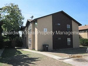 1st image of 10607 Starcrest Dr