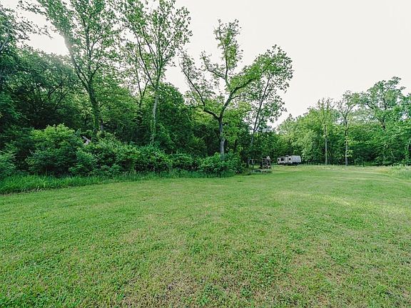 2nd image of 34932 Jewell Dr