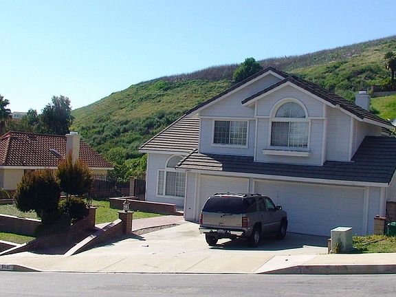 5th image of 24451 Eastgate Dr