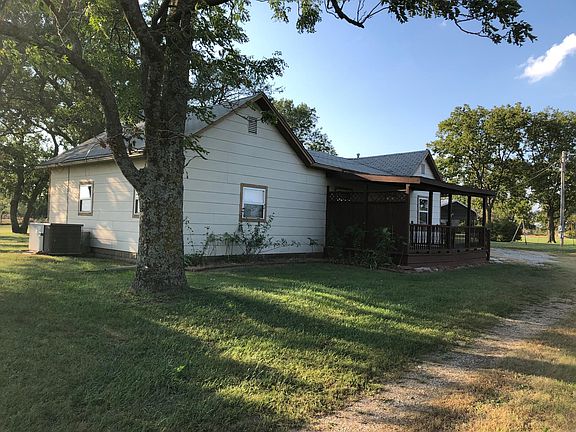 2nd image of 4538 NE 110th St