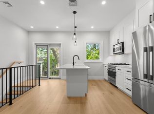 80 Baxter St #3, Boston, MA 02127