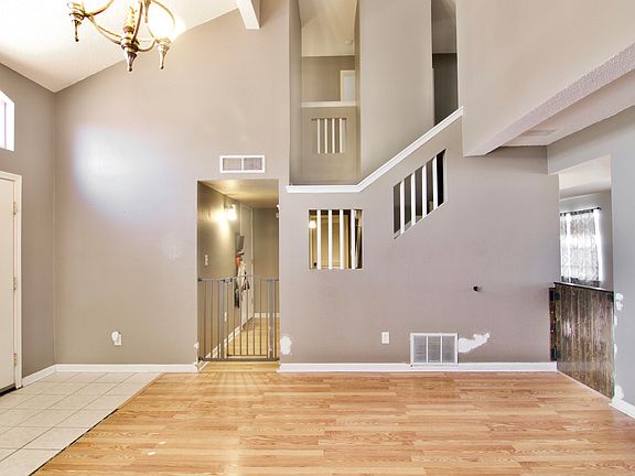 4th image of 3012 Tierra Humeda Dr