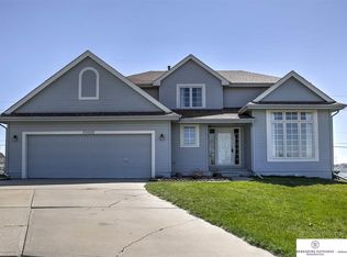 10015 100th Cir, La Vista, NE 68128
