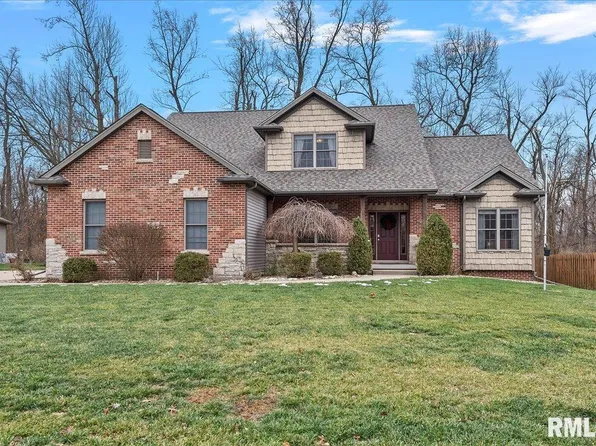 508 Deer Meadow Dr, Chatham, IL 62629