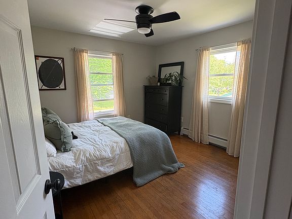4th image of 107 Killarney Dr