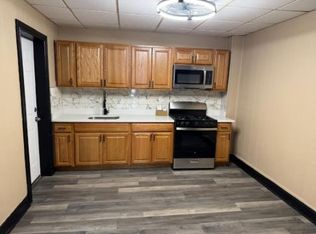 417 N 2nd St, Allentown, PA 18102