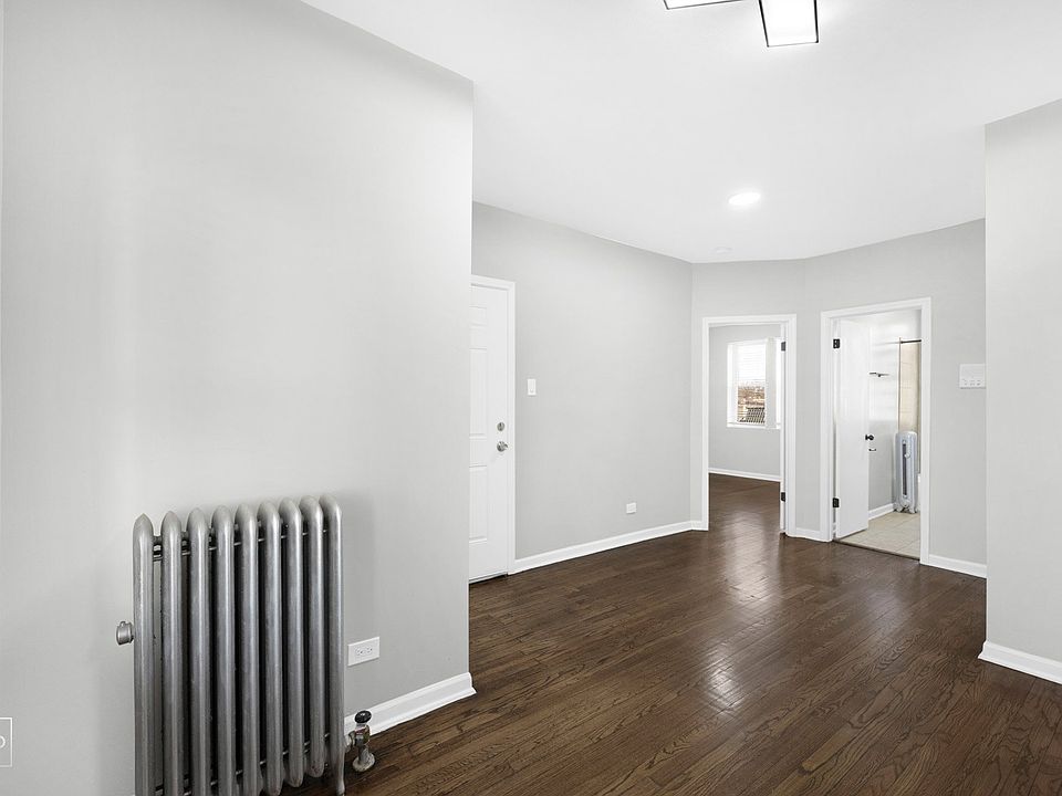 1st image of 6149 North Ave #3