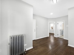 6149 North Ave #3, Oak Park, IL 60302