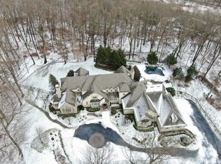 4 Timber Ridge Rd, Far Hills, NJ 07931