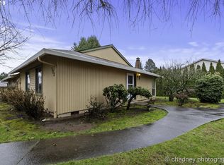 123 SE Hogan Rd, Gresham, OR 97080