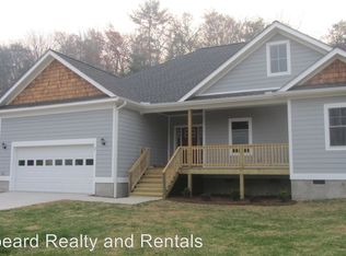 1 Sunnydale Cir, Swannanoa, NC 28778