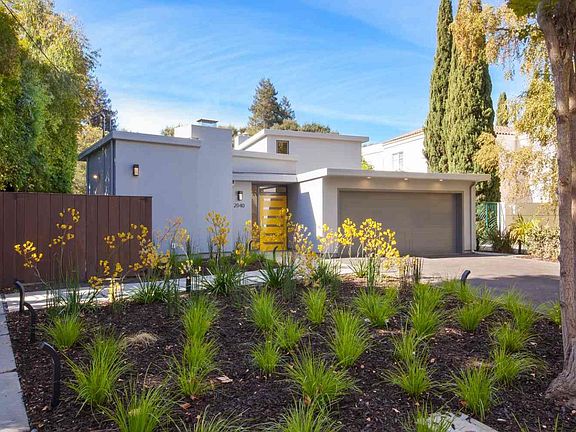 2nd image of 2040 Cowper St