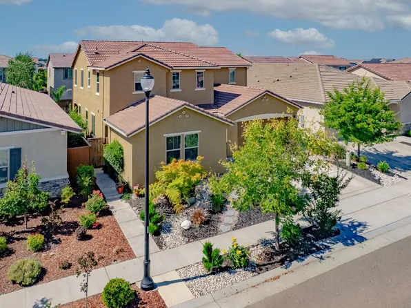 2145 Somers St, Roseville, CA 95747