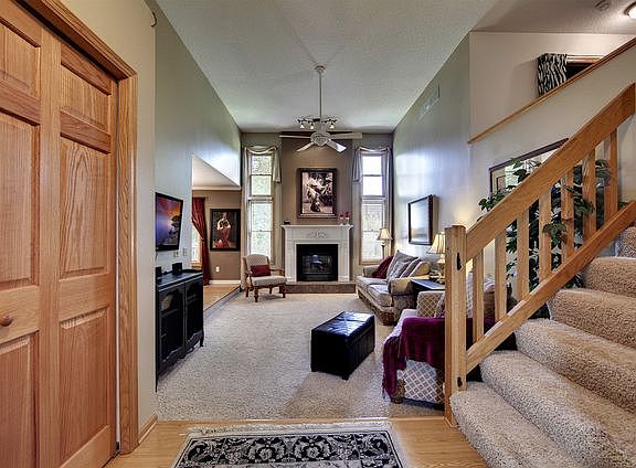 3rd image of 1709 Regatta Dr