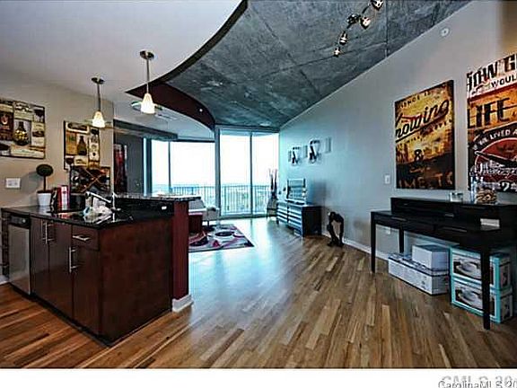 3rd image of 210 N Church St Unit 1313