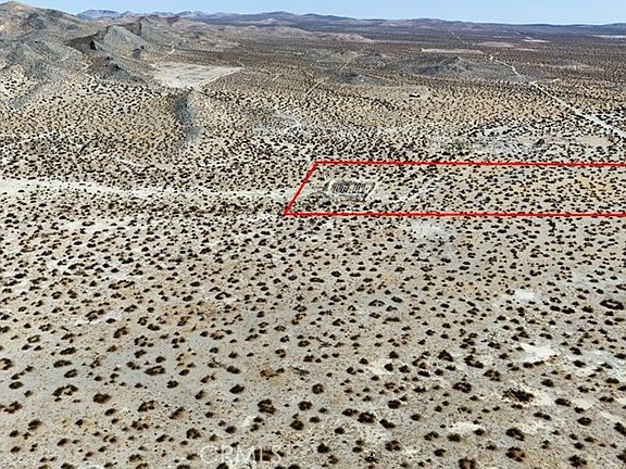 2nd image of 18 Lessing Ave